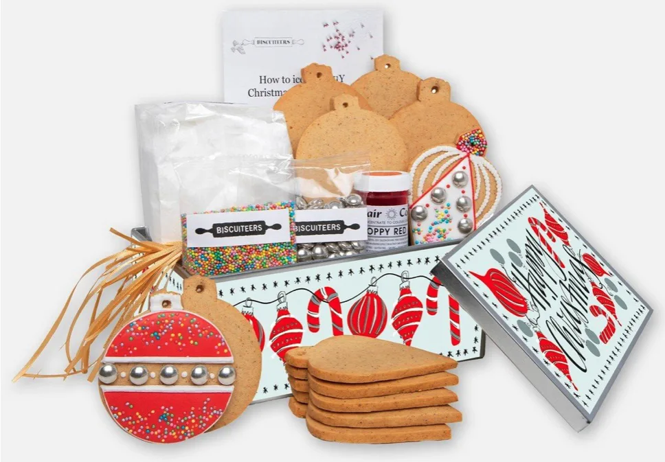 Edible bauble decorating kit